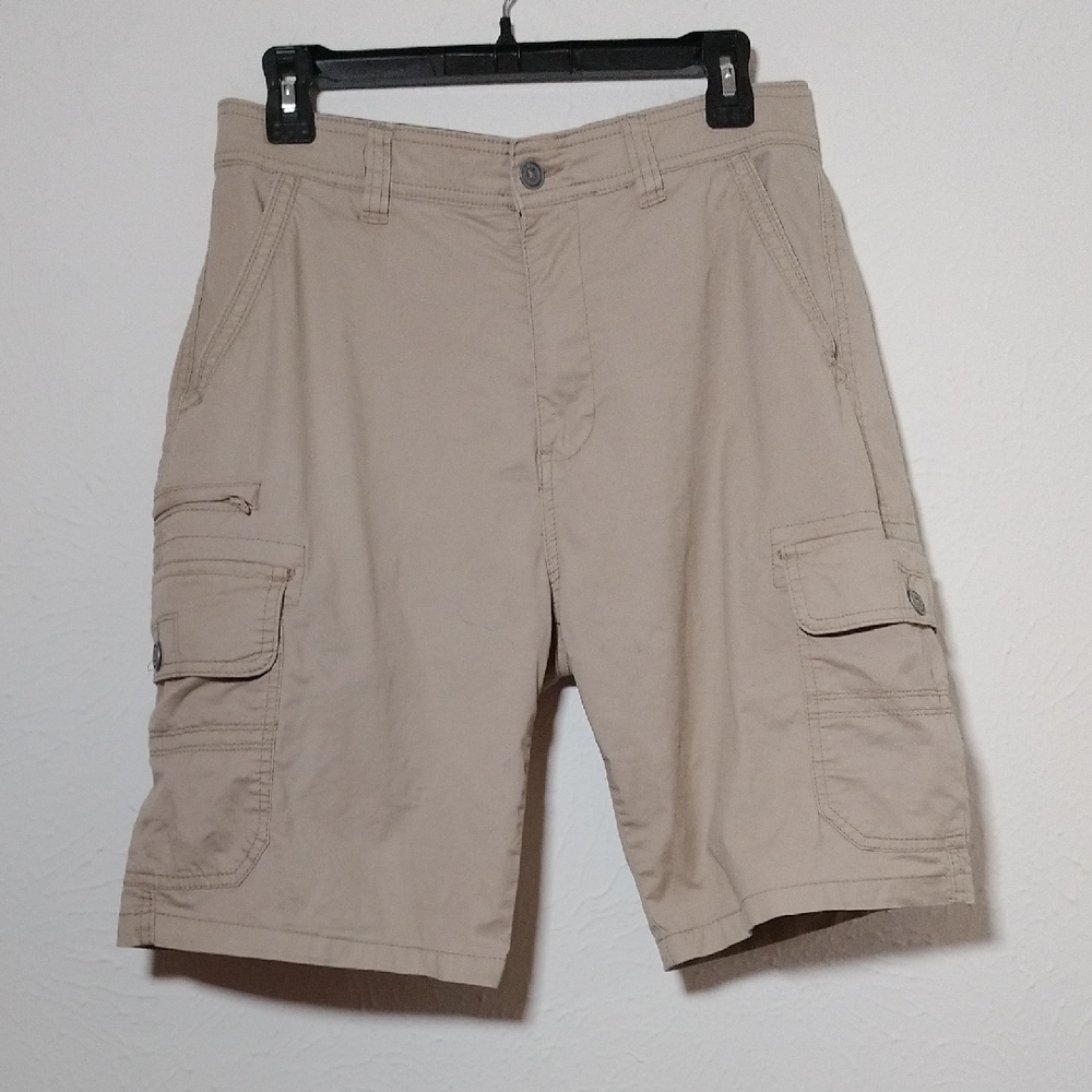 Men's Khaki Cargo Shorts Size 32